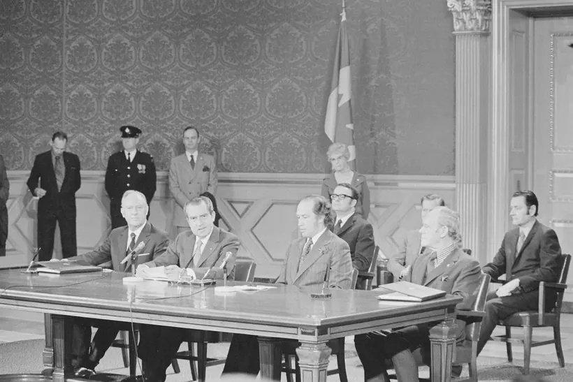 President Nixon and Prime Minister Trudeau at a 1972 treaty-signing ceremony